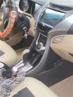 هیۆندای ئەلەنترا